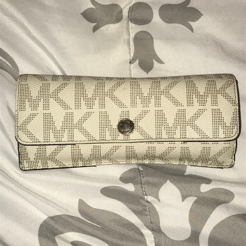 MK wallet